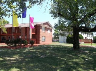 1255 E Sycamore Rd APT B, Seymour, IN 47274