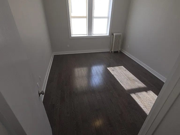 11 Seymour St #20 — Photo 4