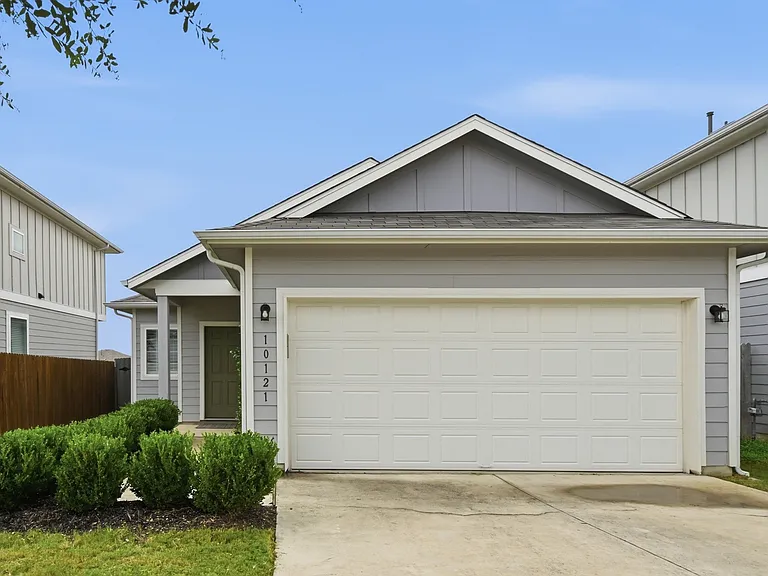 10121 Forest Grove Dr — Photo 9