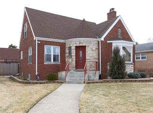 9901 S Spaulding Ave, Evergreen Park, IL 60805