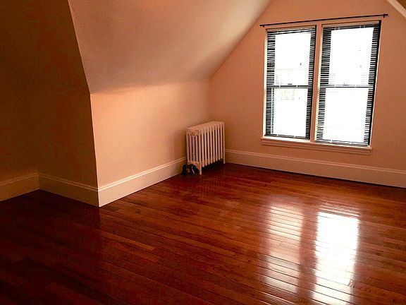 5th image of 404 N Marion St #3