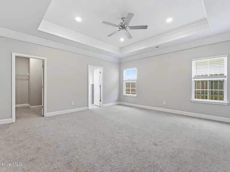 755 Greenwich Pl — Photo 23