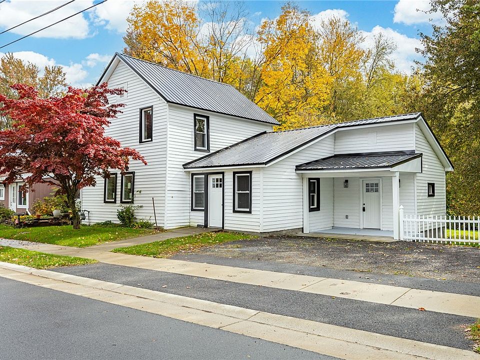 1st image of 10686 Wolcott Rd