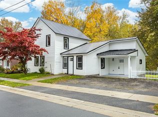 10686 Wolcott Rd, North Rose, NY 14516