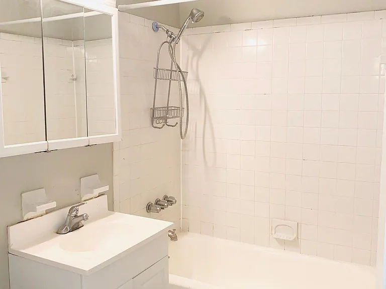 1646 Beechwood Ave #3 — Photo 7