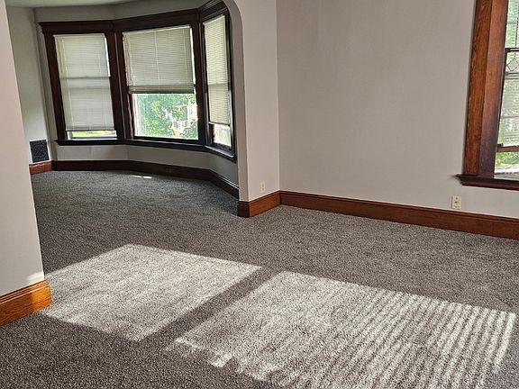 3rd image of 583 Washington Ave