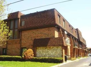 9829 Nottingham Ave APT 5, Chicago Ridge, IL 60415