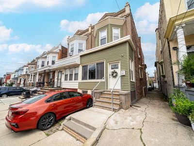 272 Armstrong Ave, Jersey City, NJ, 07305