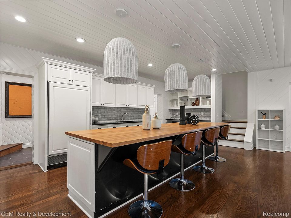1900 Tiverton Rd, photo 8