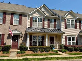 4739 Forestridge Commons Dr, Charlotte, NC 28269