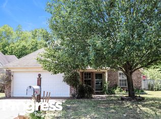 6803 Kerry Valley Ln, Cordova, TN 38018