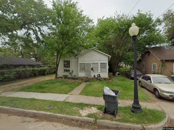 2850 Casey St, Dallas, TX 75215