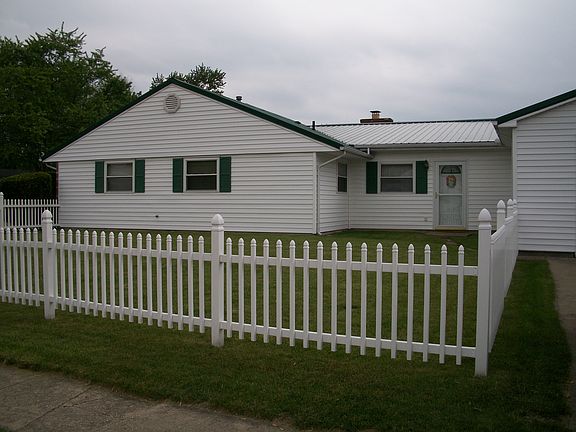 Maintenance free vinyl!