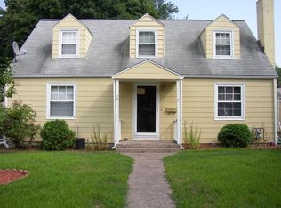 73 Greenhill Ter, New Haven, CT 06515