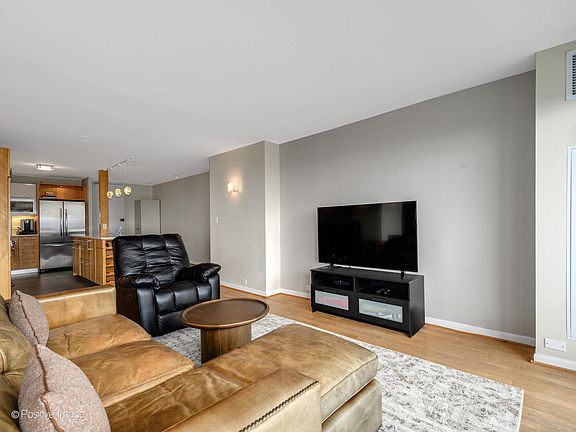 2nd image of 2020 N Lincoln Park W #28KL