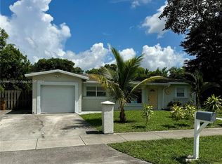 273 NE 40th St, Pompano Beach, FL 33064