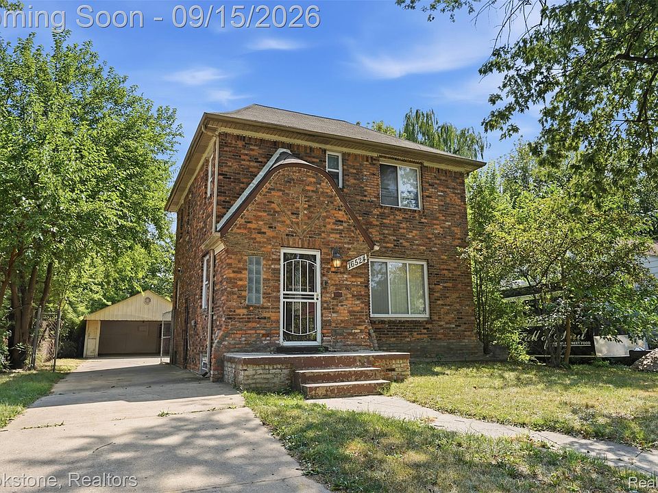 1st image of 16524 Pierson St