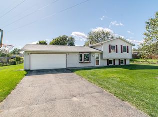 W6769 Cloverdale Rd, Onalaska, WI 54650