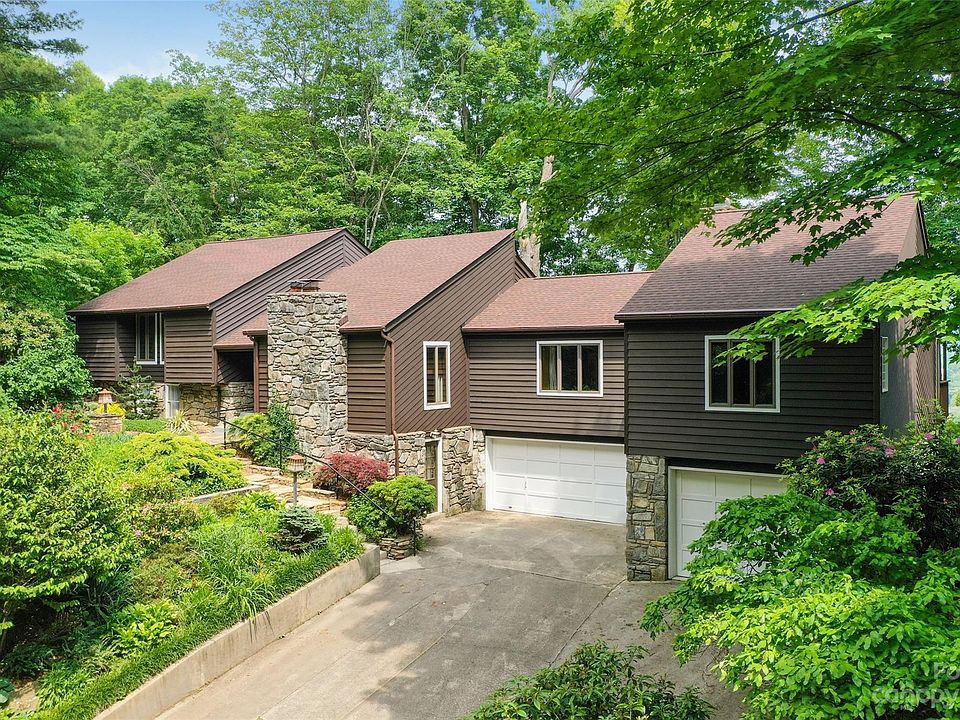1st image of 223 Mountain View Dr