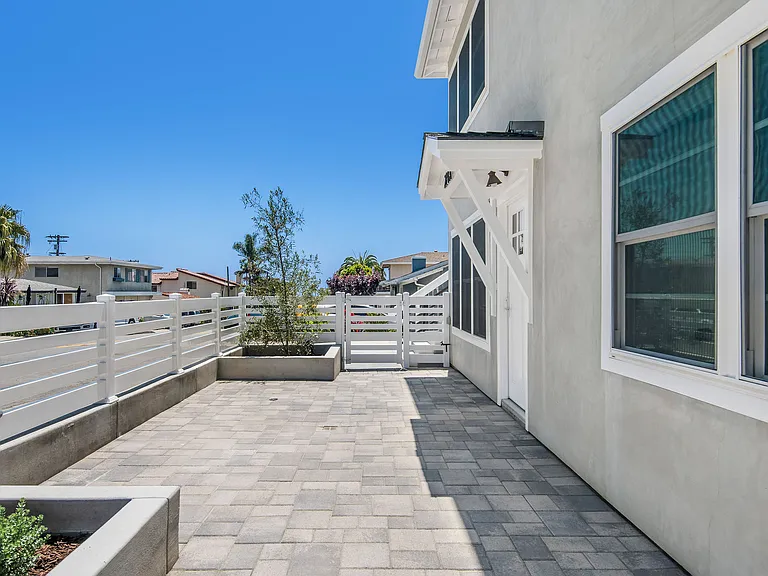 224 Avenida Miramar #A — Photo 3