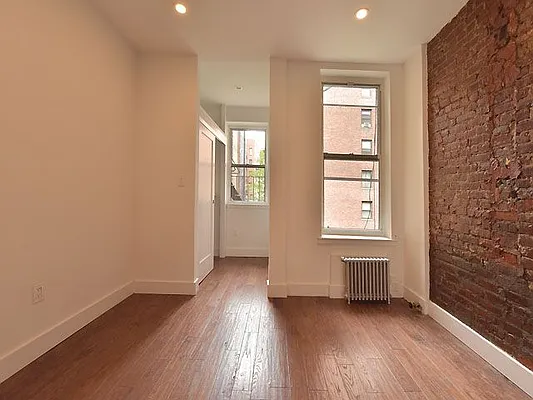 Rented by Cooper & Cooper Real Estate | media 1