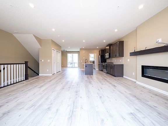 2nd image of 6637 Jody Ave S