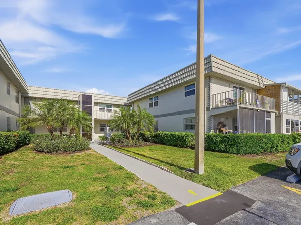251 Monaco Way, Delray Beach, FL 33446
