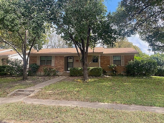 1st image of 2534 Robin Ln