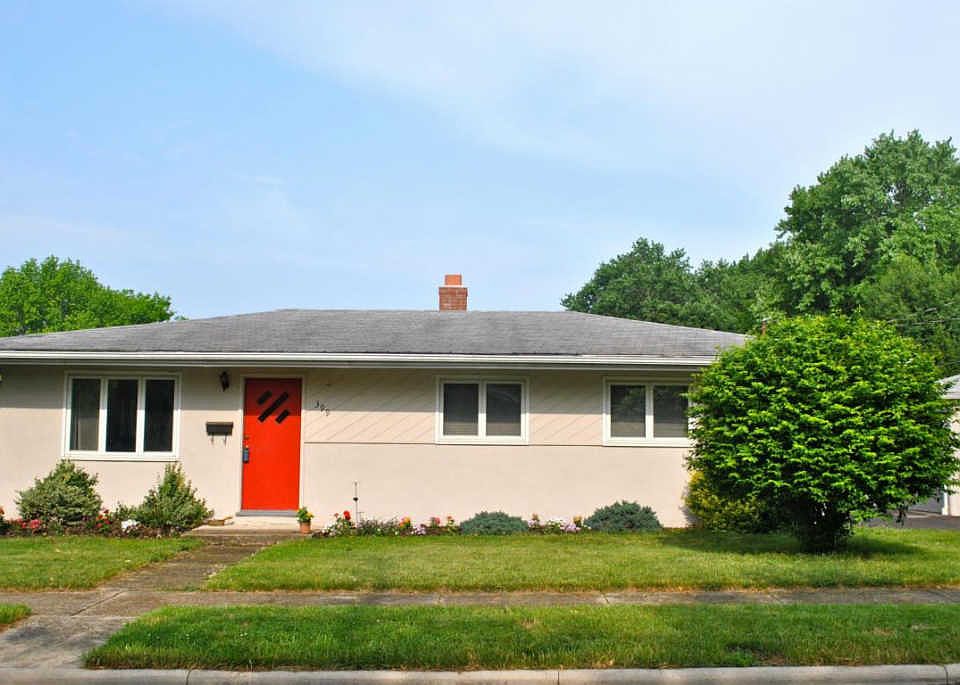 1st image of 399 Russell St