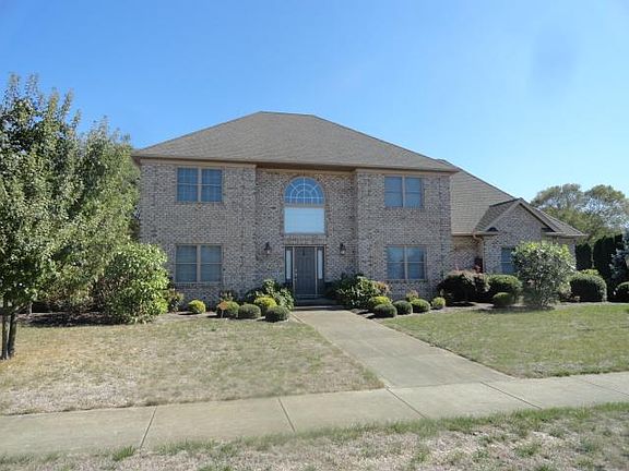 2nd image of 1655 Devonshire Dr