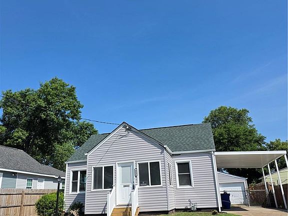 2nd image of 853 32nd St