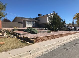 1607 S Grandview Dr, Gallup, NM 87301