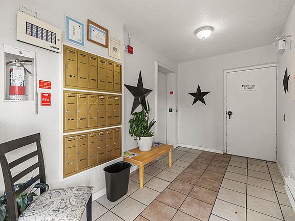 3rd image of 46351 Yale Rd #206