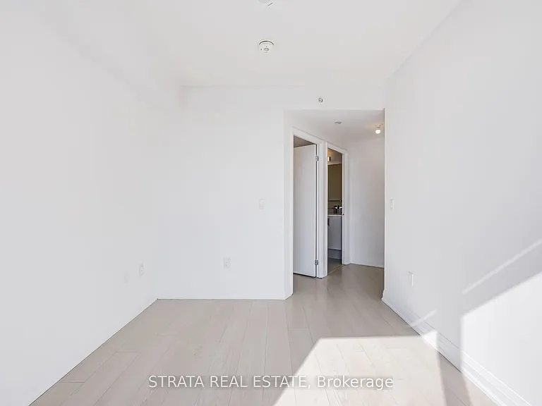30 Gibbs Rd #2207 — Photo 23