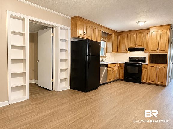 3rd image of 11115 Appleton Rd