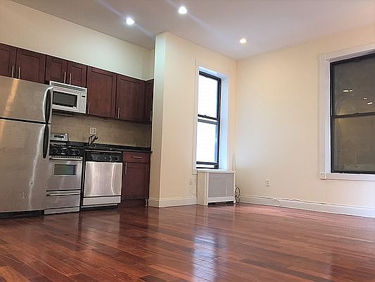1st image of 274 W 19th St #X