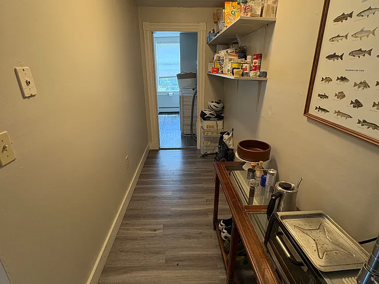 33 Bank St #A — Photo 1