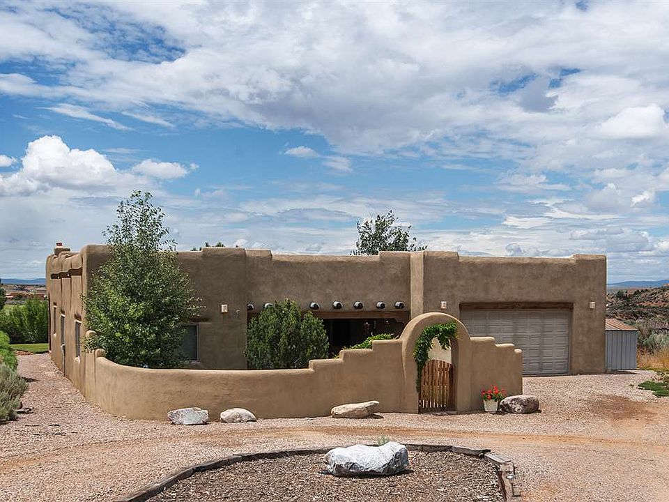 98 Vista Del Ocaso Rd, Ranchos De Taos, NM 87557 | Zillow