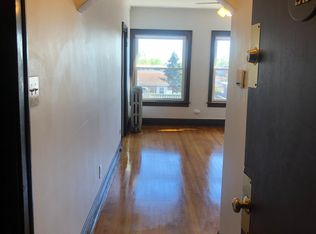 6128 Roosevelt Rd APT 22, Oak Park, IL 60304