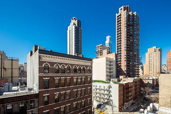 Sold by Corcoran | media 12