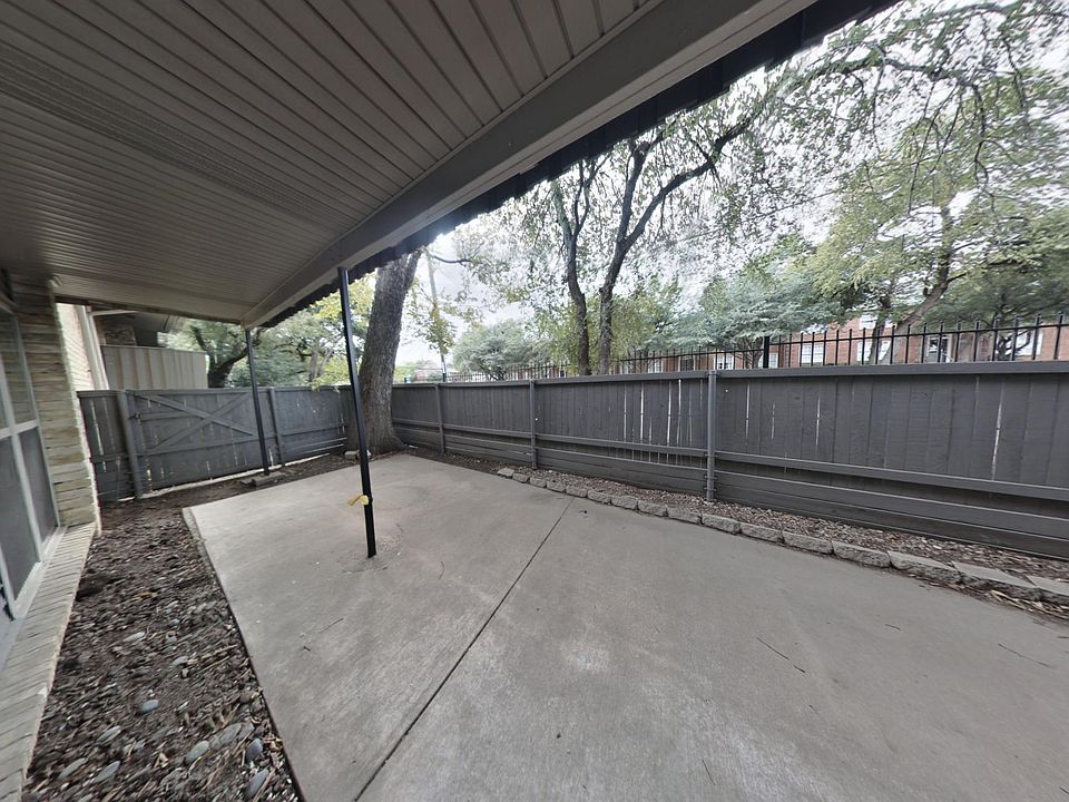 2nd image of 1336 Winding Brook Cir #101