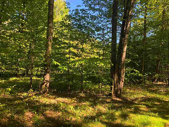 5th image of 701 Greenway Dr
