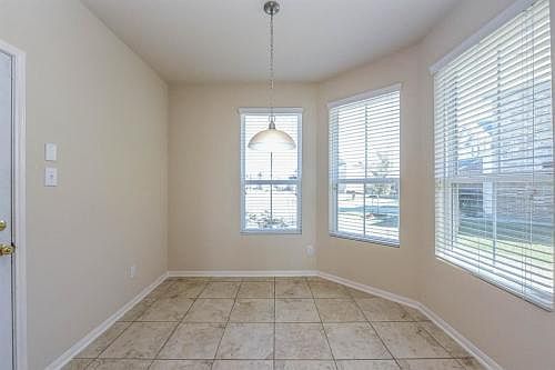 3rd image of 5023 Royal Arbor Ln