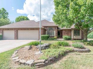 3615 E Delmar St, Springfield, MO 65809