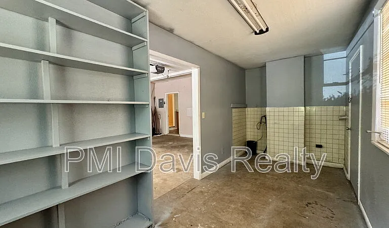 2543 Holly Point Rd W — Photo 19