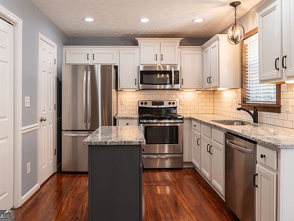 2nd image of 42 McPherson Ln