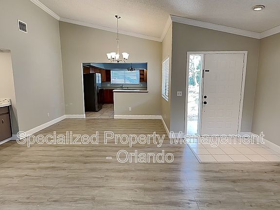 2nd image of 220 S Fox Chase Point
