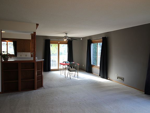 4th image of 4009 79th Ln N