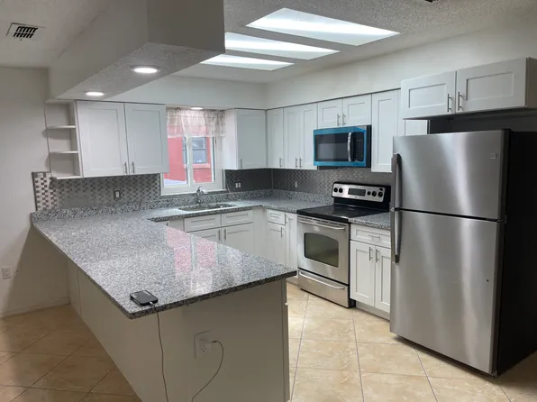 8712 Beaver Ln, Port Richey, FL 34668