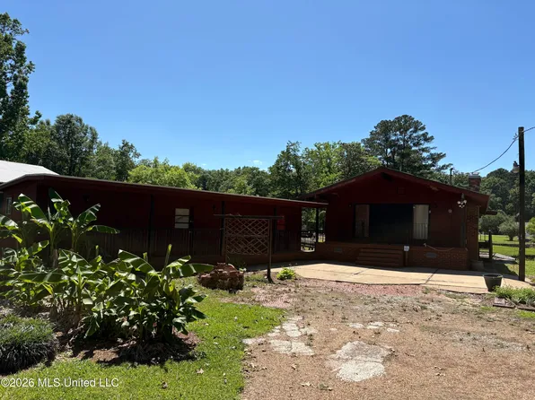 305 Lake Harbor Rd, Brandon, MS 39047